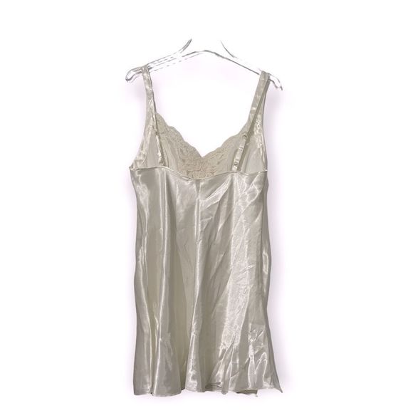 Vintage Victoria’s Secret Lingerie Set Ivory Chamise and Kimono Set Sz Large - Picture 6 of 14